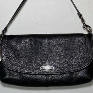 Coach Wristlet green interior